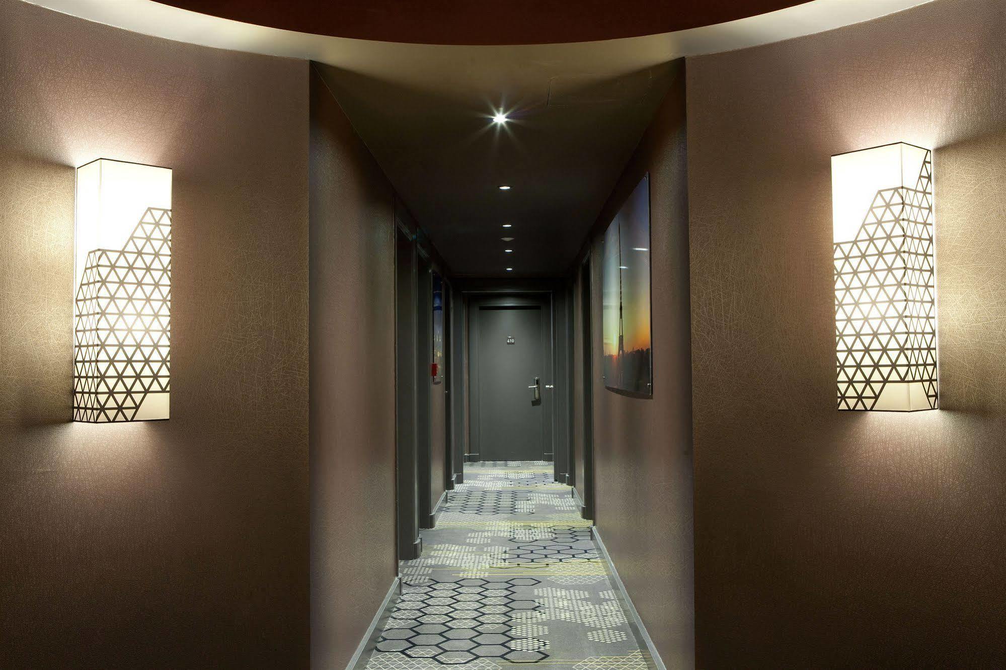 פריז Hotel Eiffel Capitol מראה חיצוני תמונה